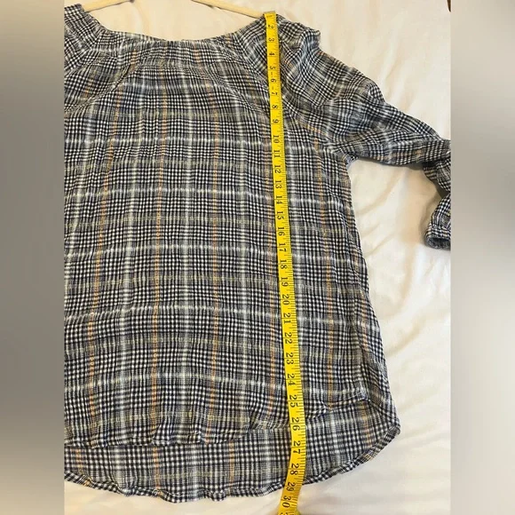 Pilcro blue and gold Checkered Shirt from Anthropologie - Picture 8 of 13